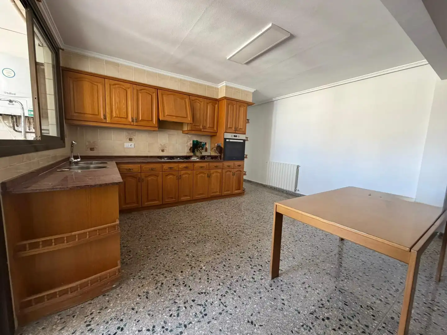 Flat for rent in Avenida AL VEDAT, Centro - Casco antiguo