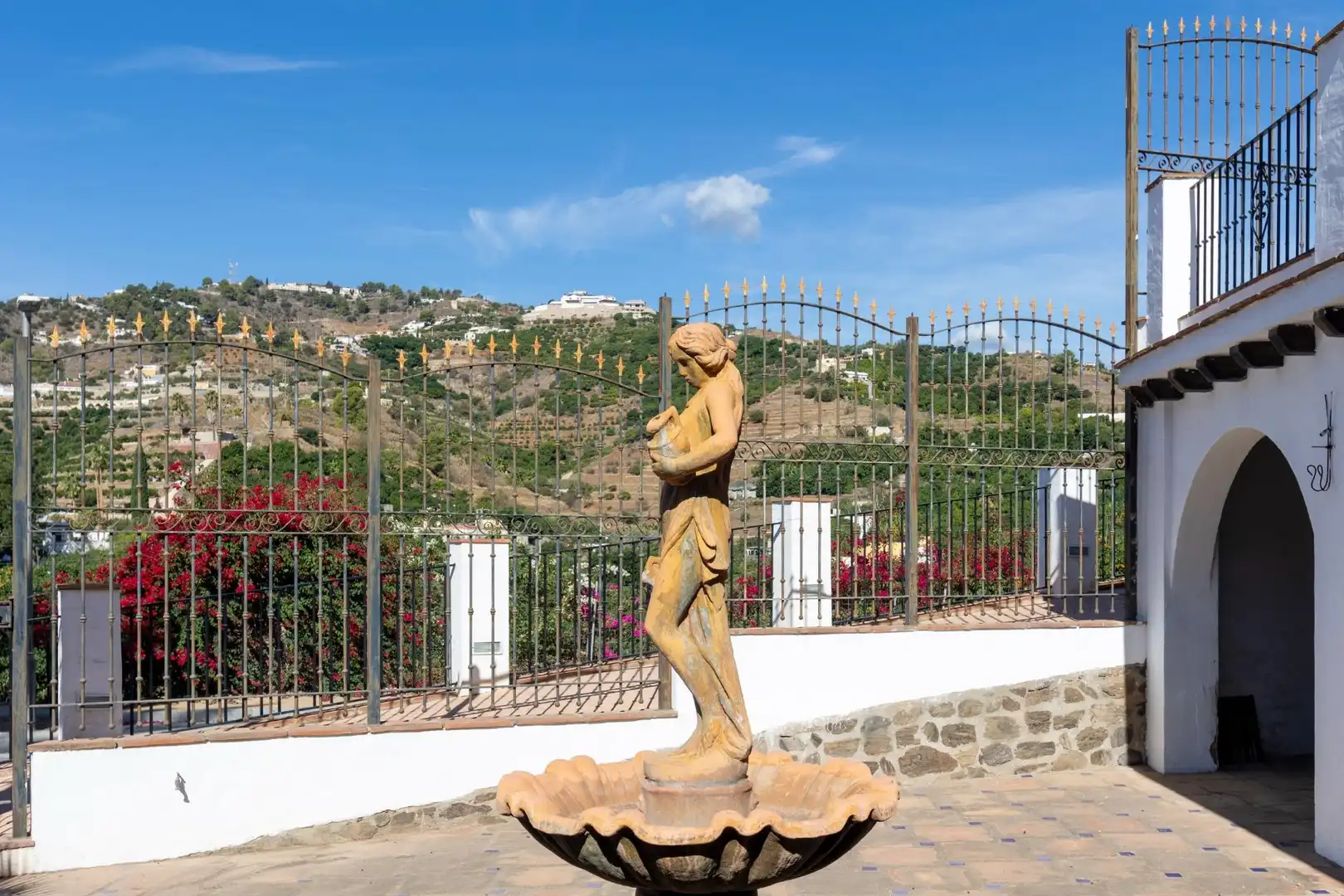 Jardí de Casa o xalet en venda en Almuñécar amb Calefacció, Jardí privat i Terrassa
