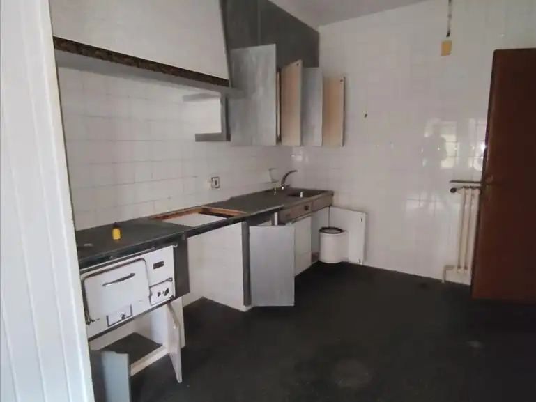 Kitchen of Flat for sale in Berga