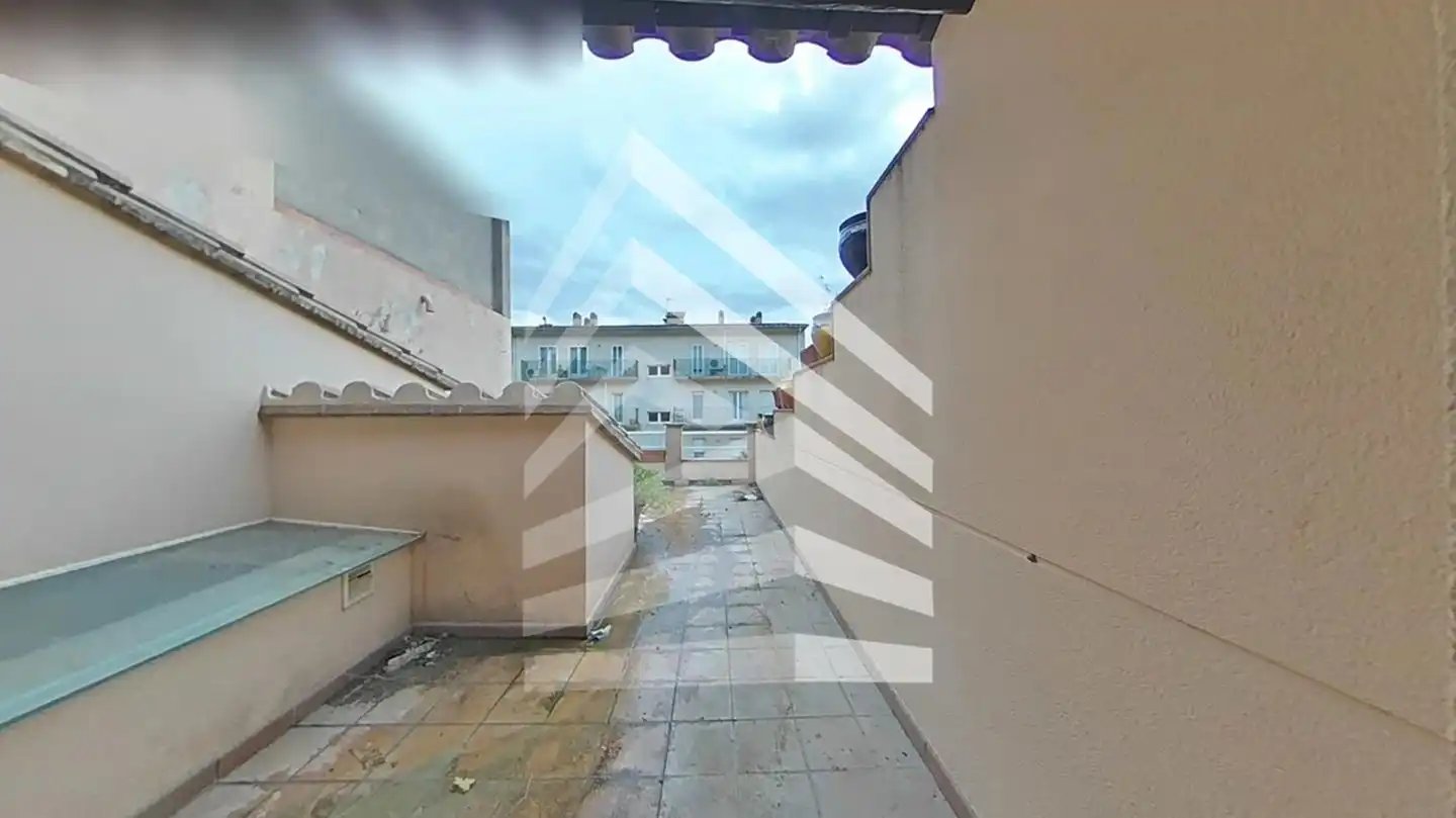 Casa amb terrassa en venda a calle Figueres, imagen 48