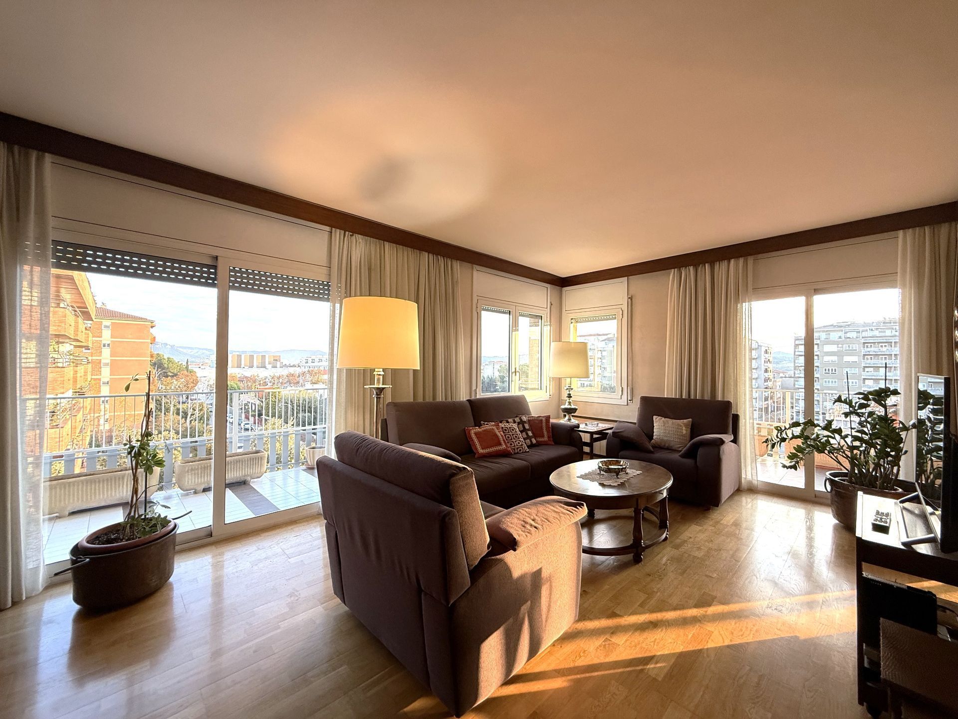 Sala d'estar de Pis en venda en Igualada amb Aire condicionat, Calefacció i Terrassa