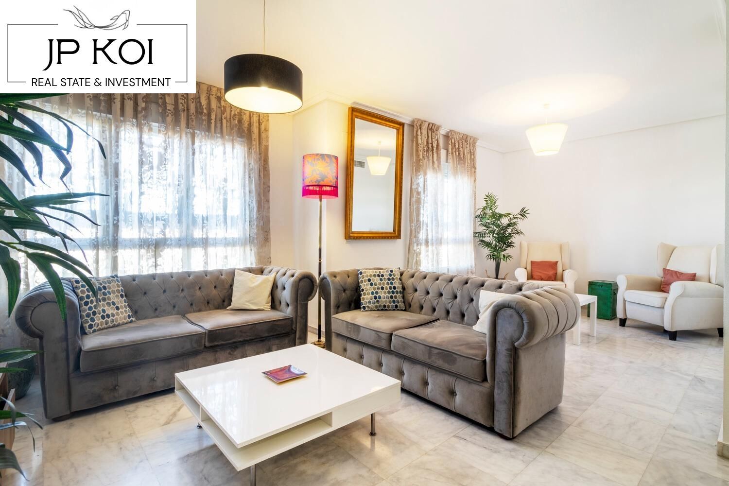 Living room of Flat to rent in  Sevilla Capital  with Air Conditioner and Community pool