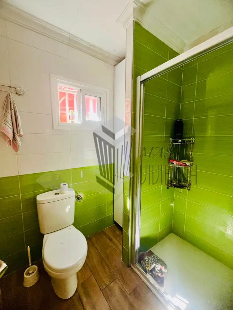 Bathroom of Detached homes for sale in La Línea de la Concepción  with Furnished