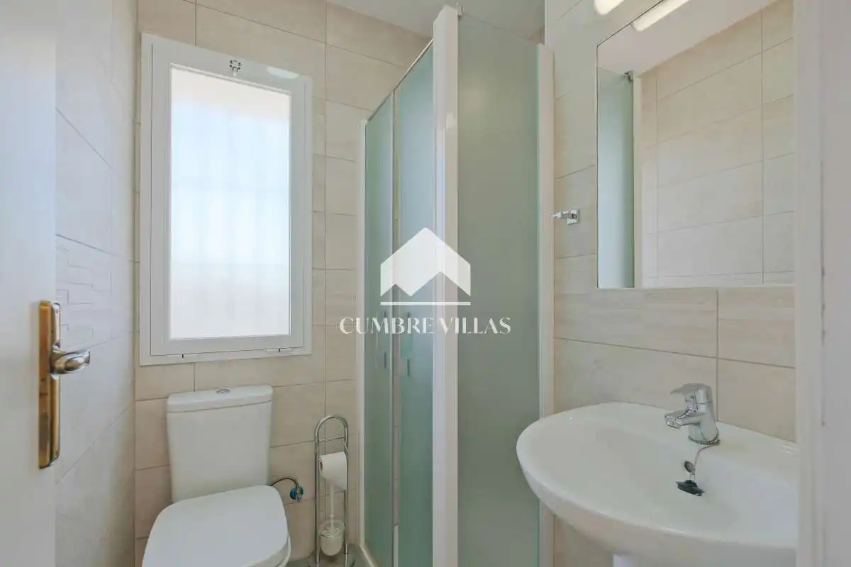 Bathroom of Houses for sale in Almuñécar