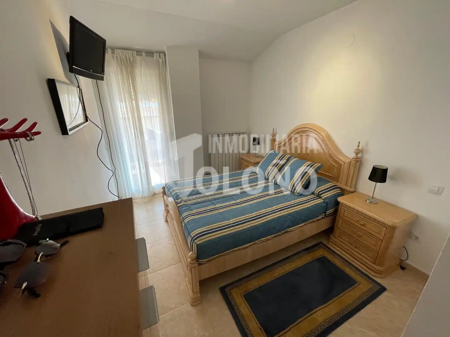 Habitación de Dúplex en venta en Castañares de Rioja con Calefacción, Parquet y Terraza
