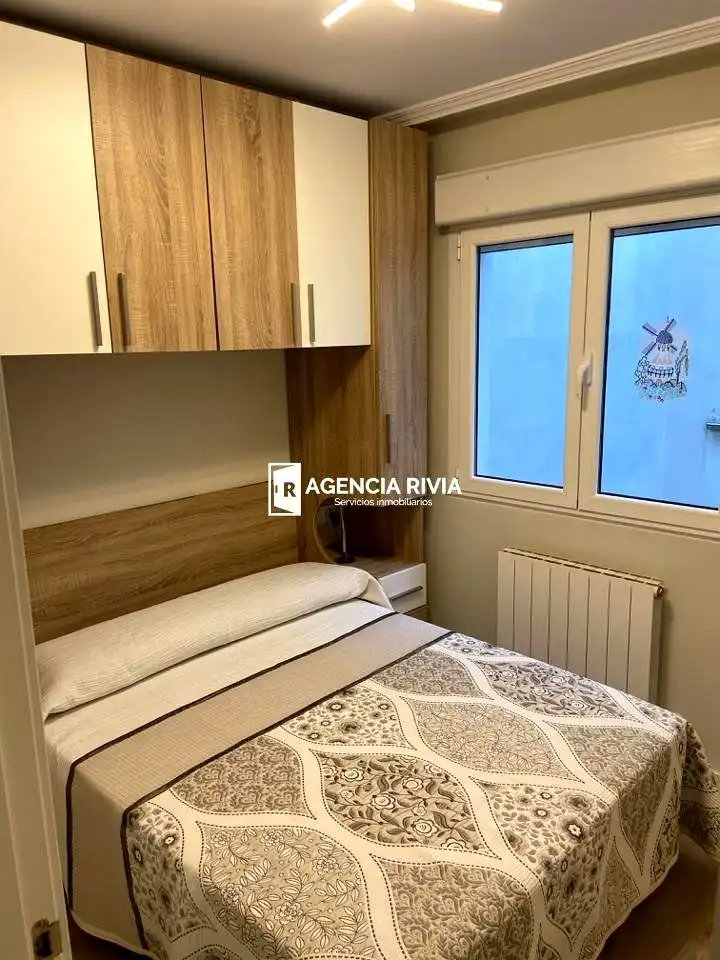 Bedroom of Flat for rent in Gijón   with Heating and Furnished