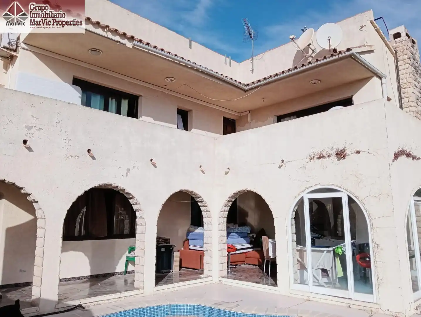 Exterior view of Houses for sale in La Nucia  with Terrace, Swimming Pool and Furnished