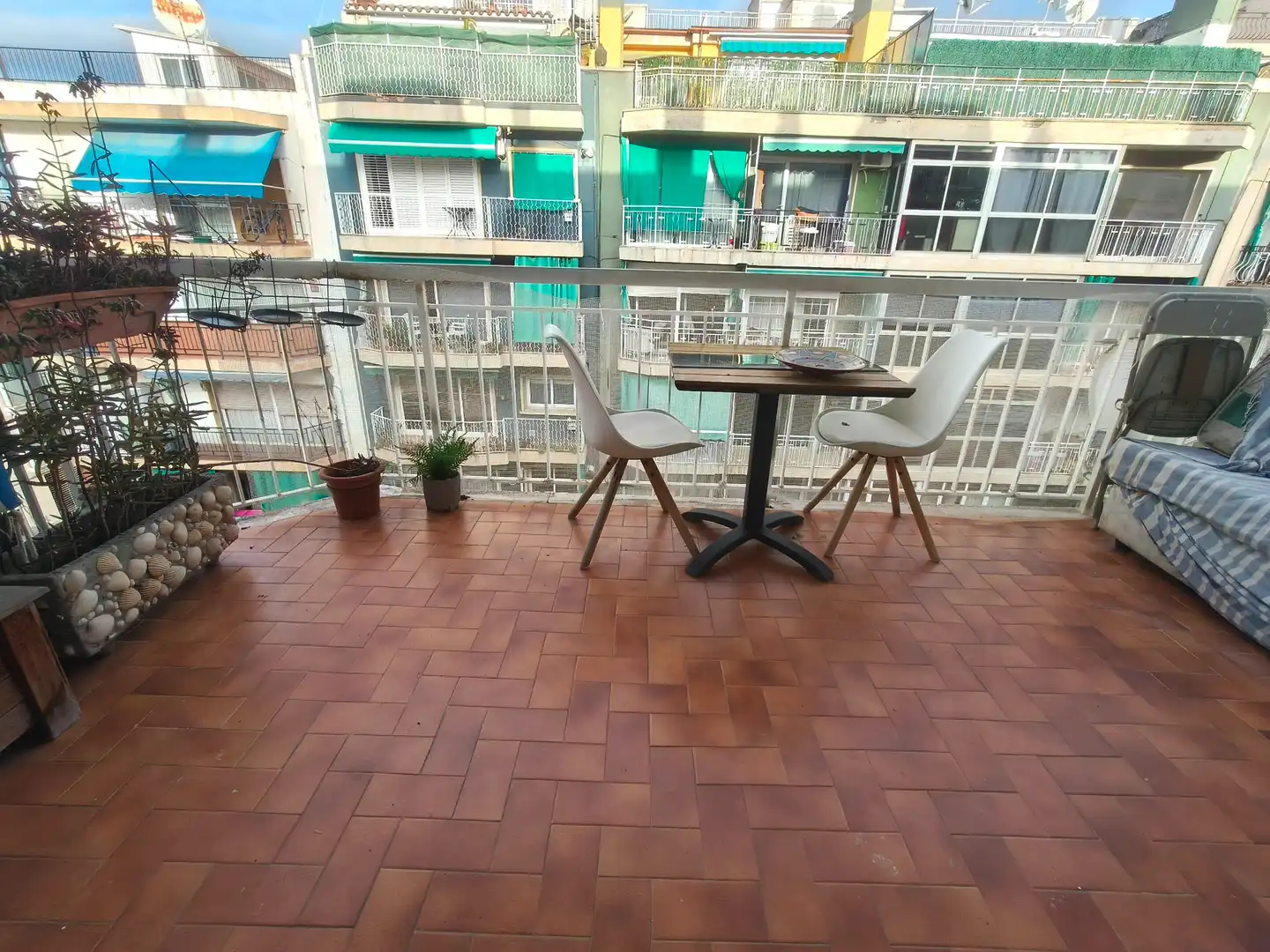 Terrace of Flat for sale in Pineda de Mar  with Parquet flooring, Terrace and Furnished