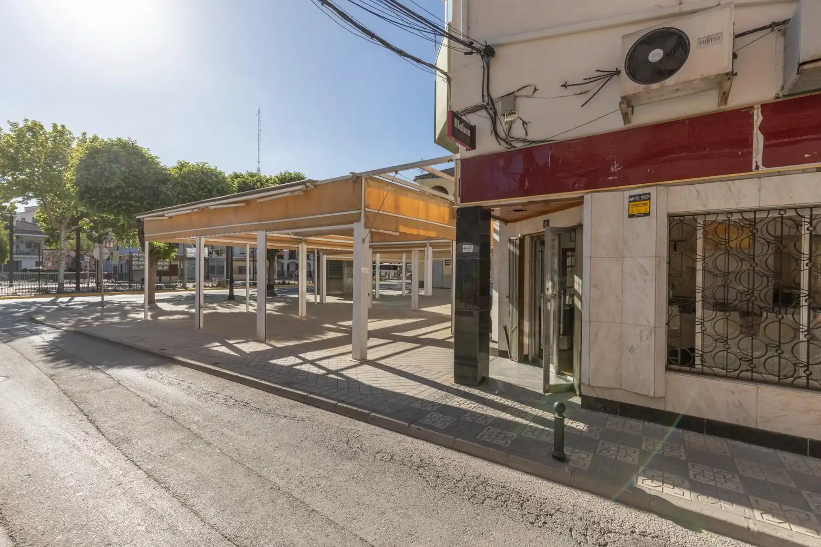 Vista exterior de Local en venda en Fuente Vaqueros
