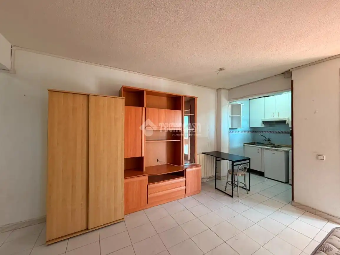 Cocina de Estudio en venta en Madrid con Calefacción y Terraza