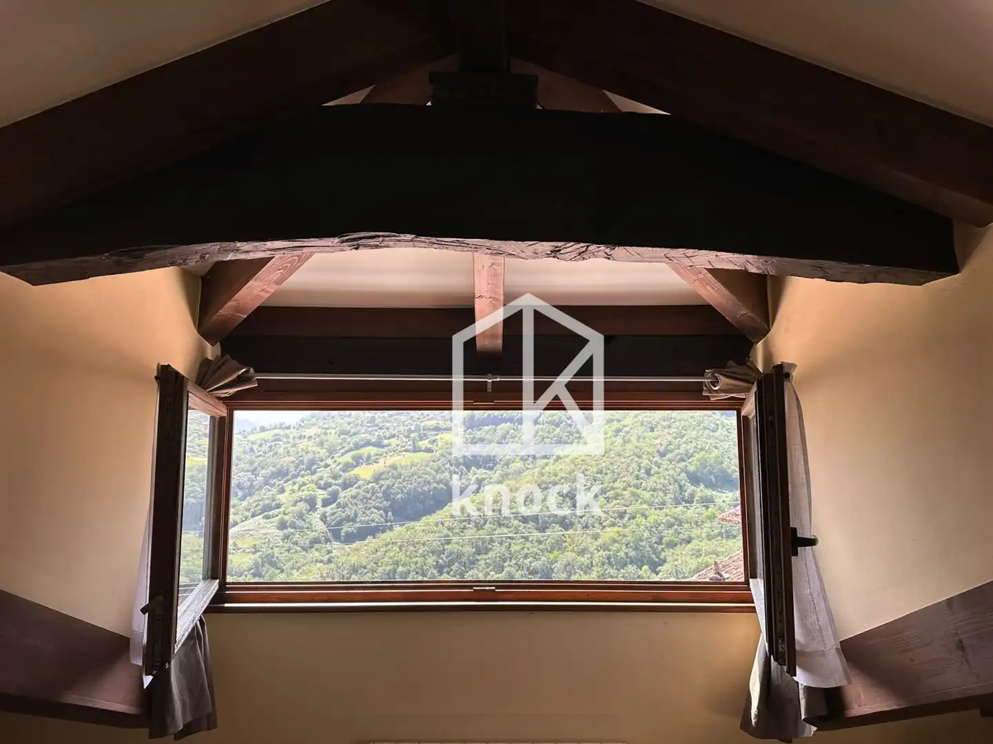 Terrassa de Casa o xalet en venda en Amieva amb Calefacció, Moblat i Balcó