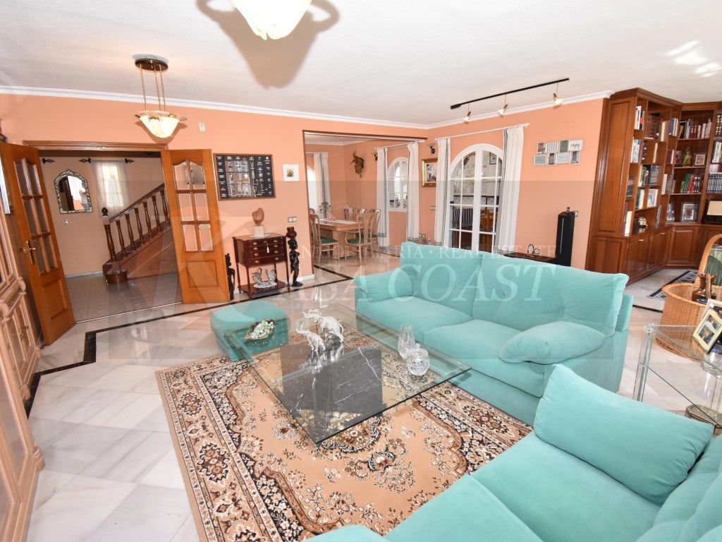 Living room of Attic for sale in Fuengirola  with Air Conditioner, Private garden and Terrace