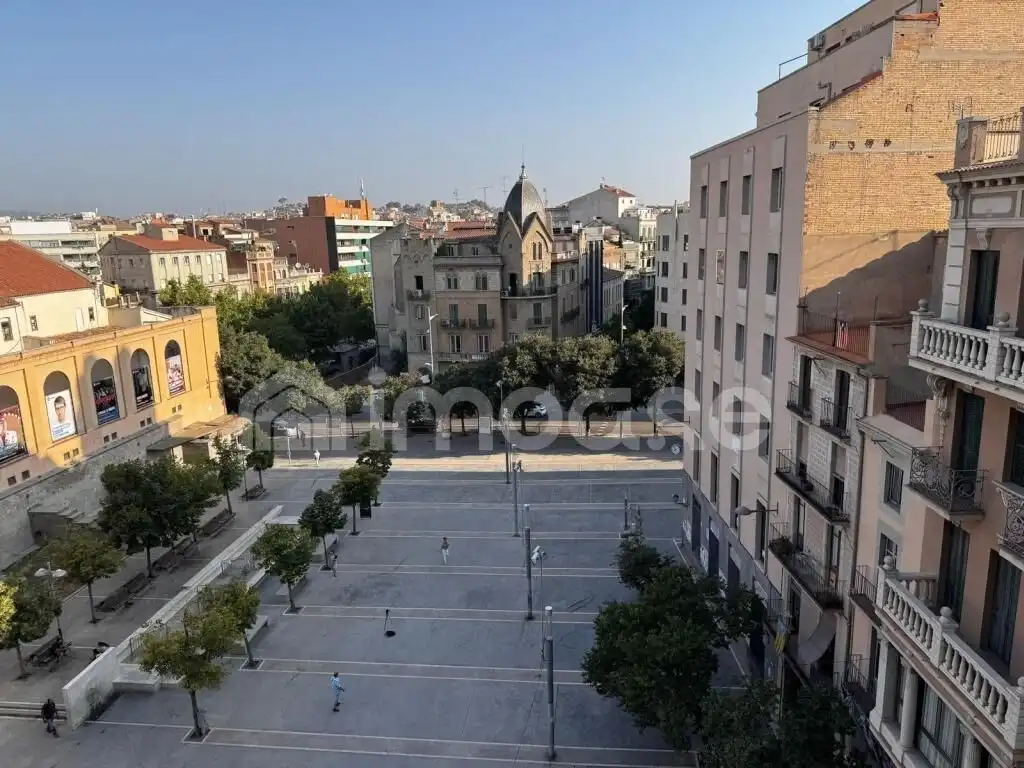Vista exterior de Àtic en venda en Manresa amb Calefacció, Parquet i Terrassa