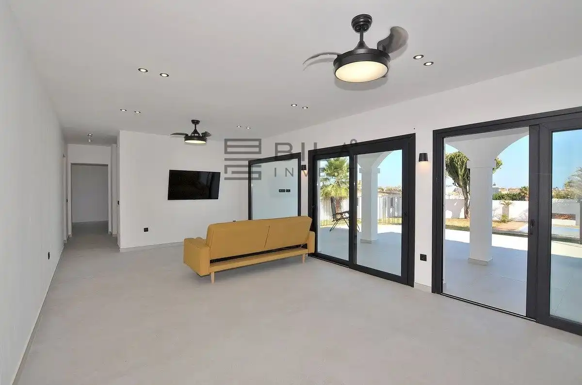 Chalet con piscina en venta en El Coto, imagen 15