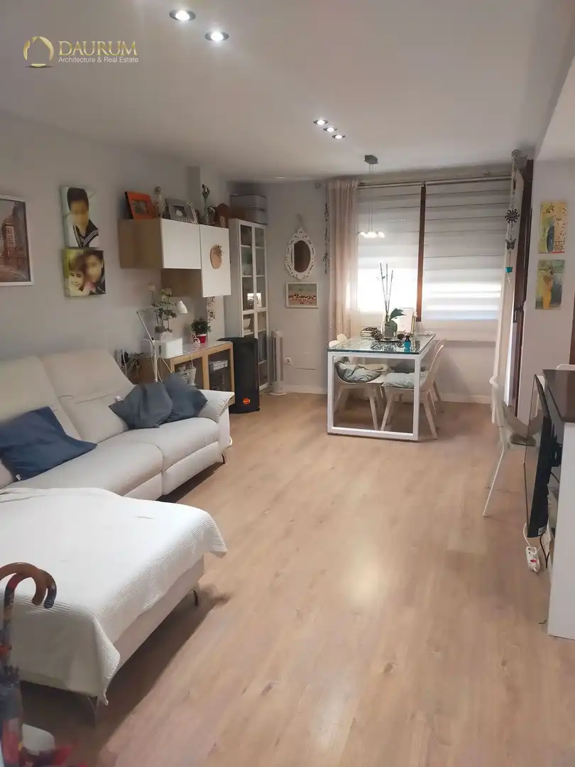 Sala de estar de Piso en venta en Gandia con Terraza, Trastero y Amueblado