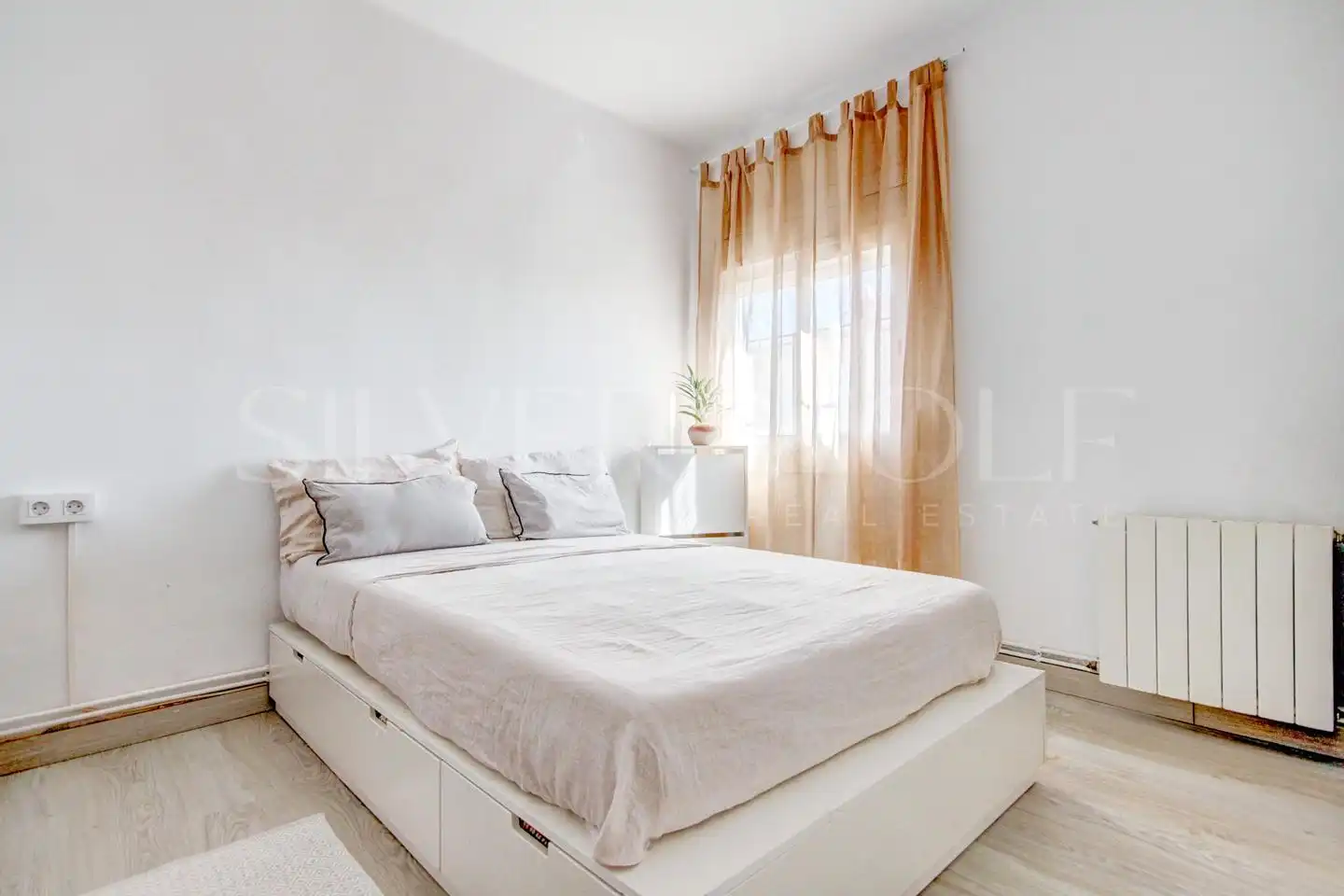 Habitación de Piso en venta en Vilanova i la Geltrú con Calefacción, Parquet y Balcón