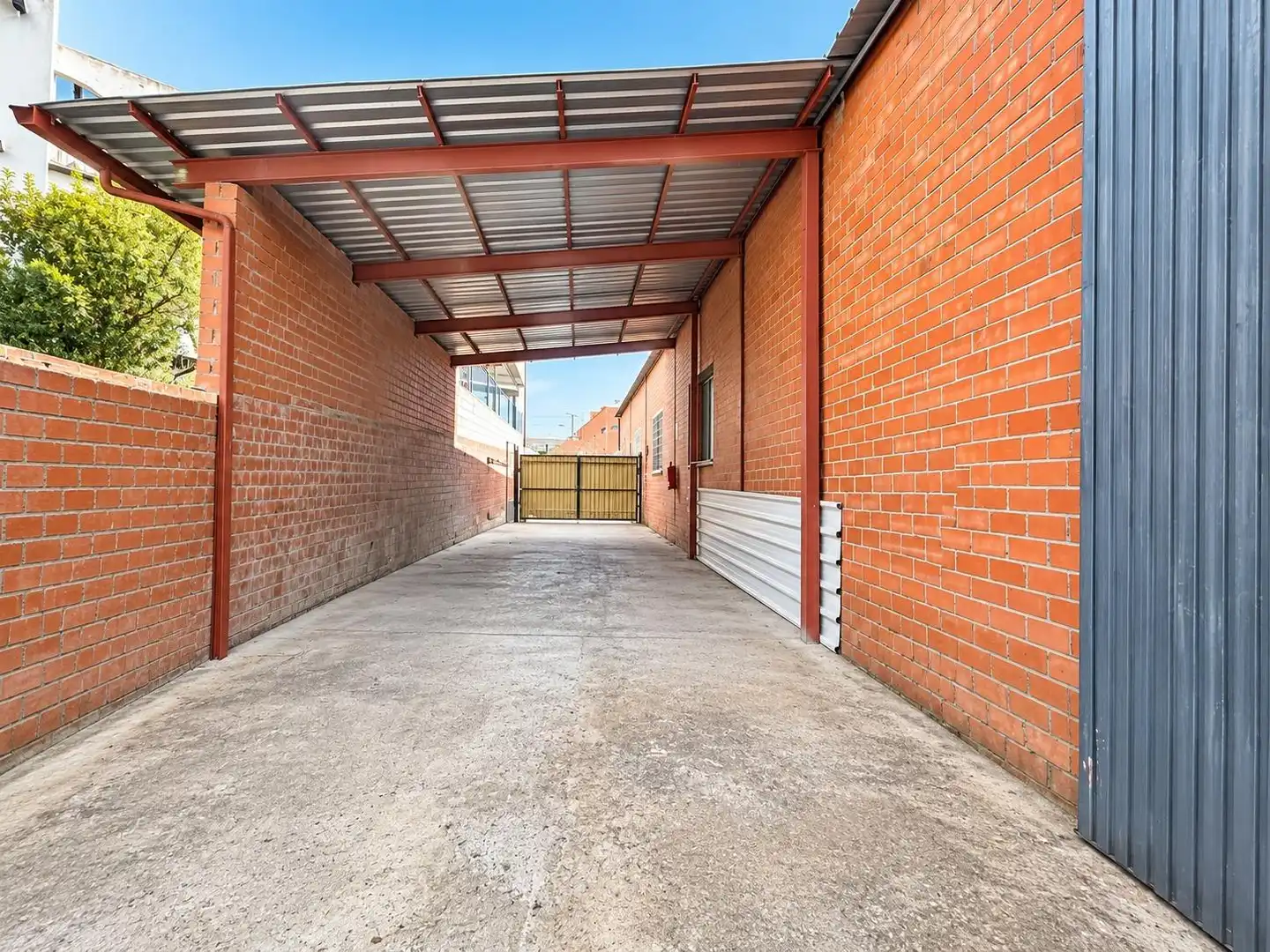 Fabrikhallen zur Miete in Borox, Toledo