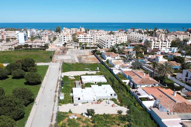 Piso en Venta en Les Bassetes - El Marjal