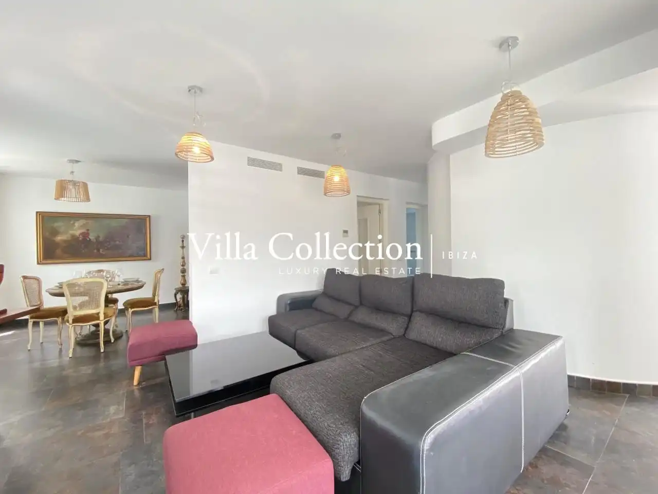 Wohnzimmer von Einfamilien-Reihenhaus zum Verkauf in Sant Josep de sa Talaia mit Privatgarten, Terrasse und Schwimmbad