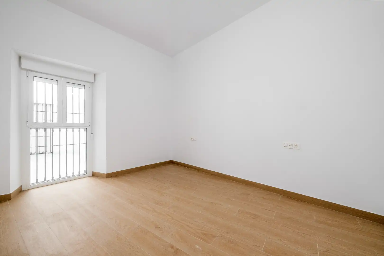 Planta baja en venta en Calle San Agustín, 13, Centro