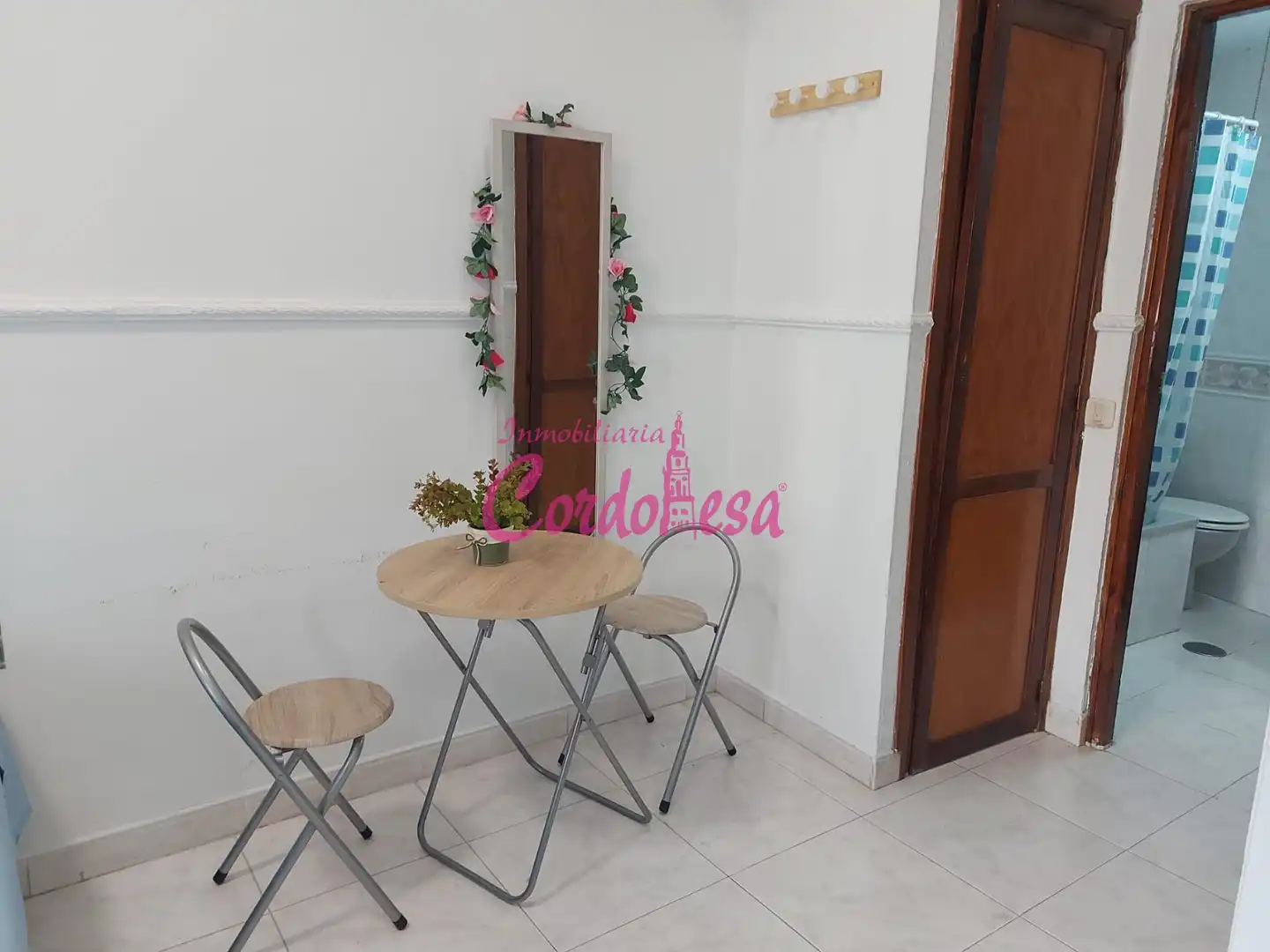 Habitación de Estudio de alquiler en Córdoba con Aire acondicionado, Terraza y Balcón
