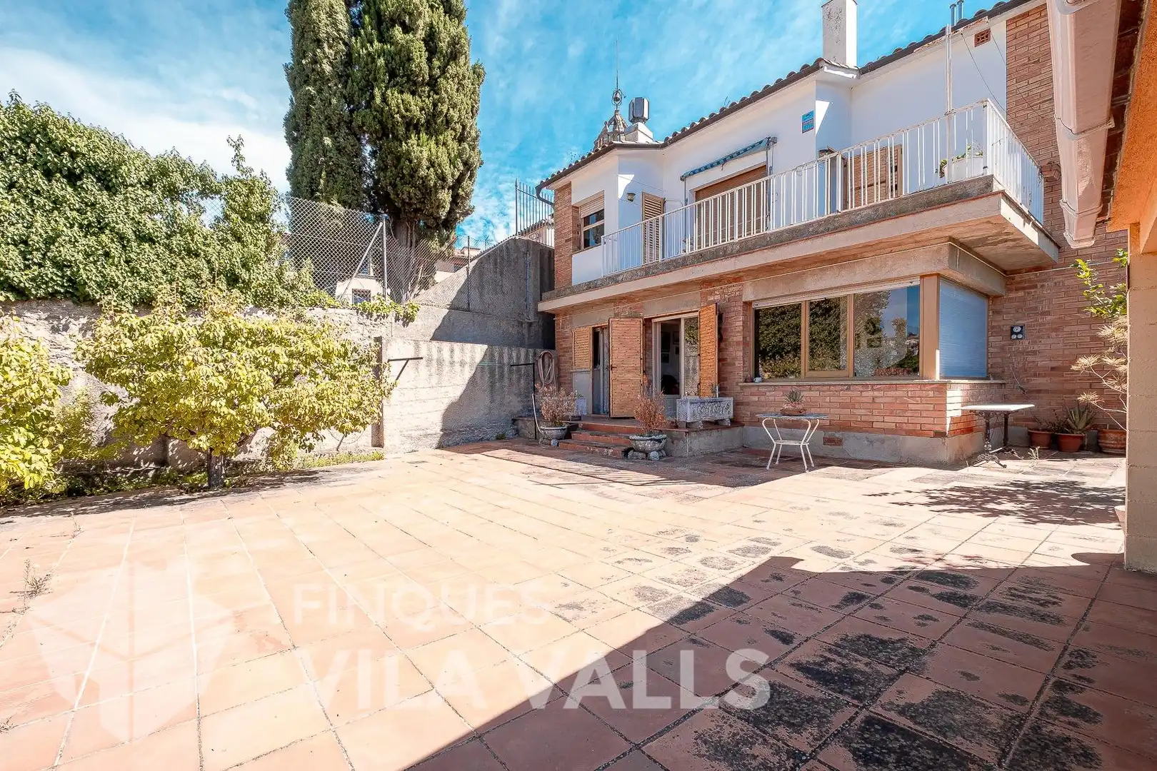Vista exterior de Edificio en venta en Sant Feliu de Codines
