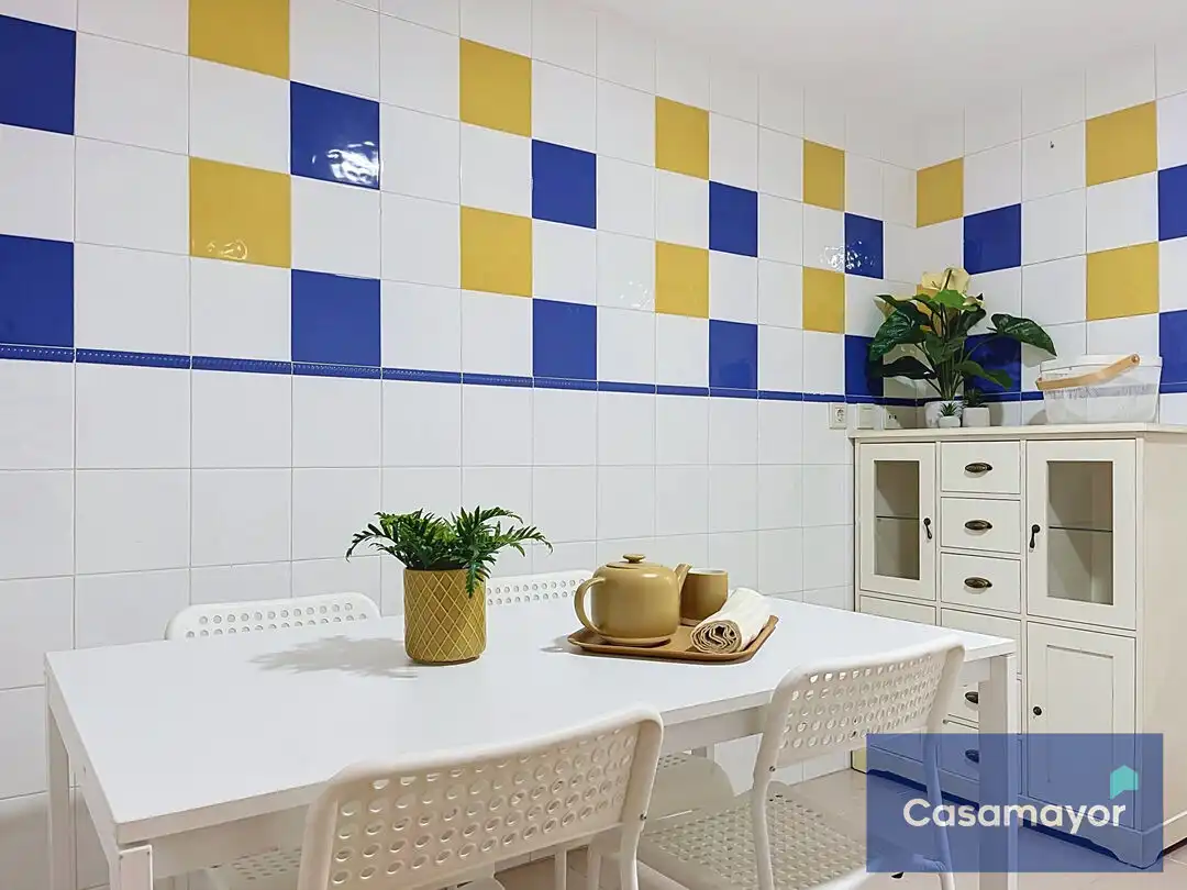 Cuina de Pis en venda en Alicante / Alacant amb Jardí privat, Terrassa i Traster