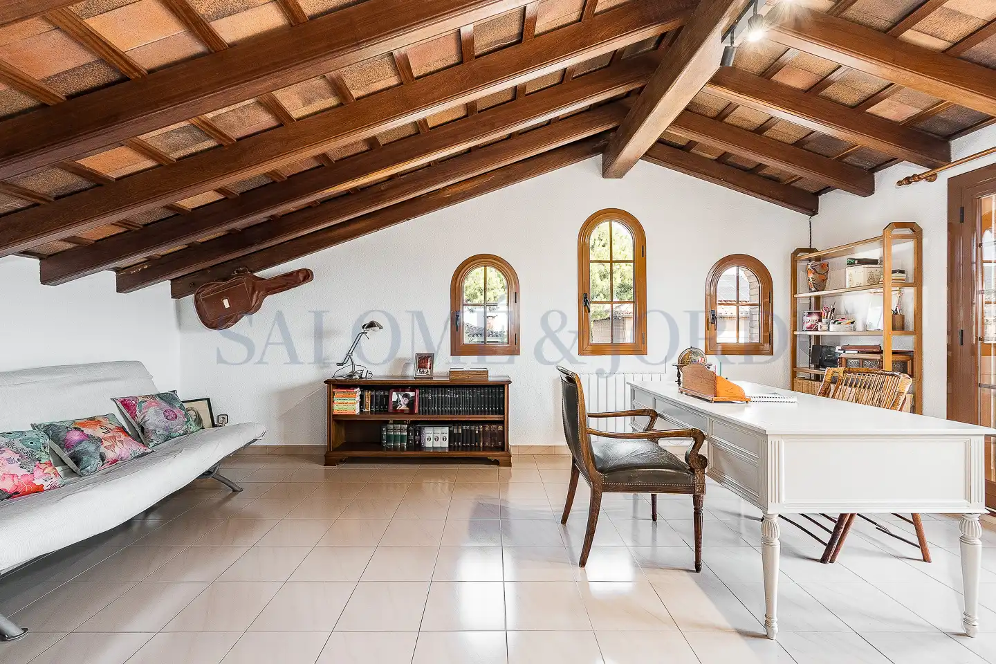 Sala de estar de Casa o chalet en venta en Vilassar de Dalt con Calefacción, Jardín privado y Piscina