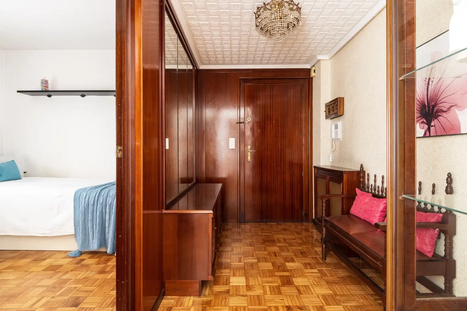 Piso en venta en Avenida ALIERTA, CESAREO, 42, Parque Miraflores