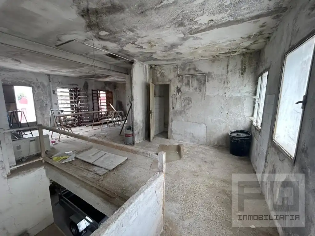 Edifici en venda a Calle Iglesia, Las Navas del Marqués