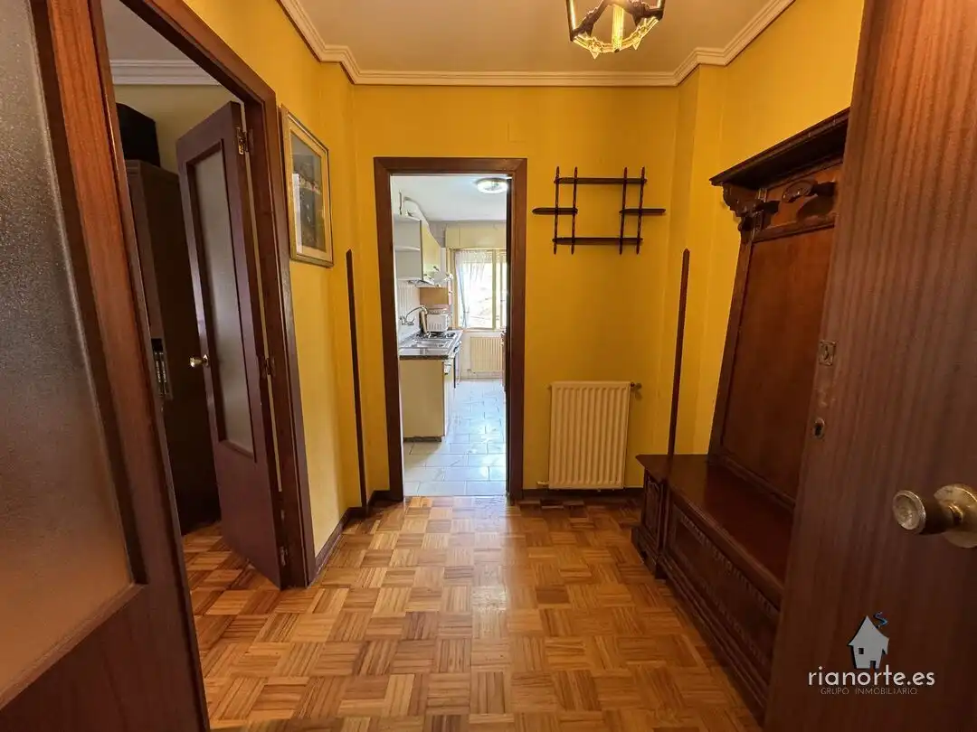 Piso en venta en Ribadesella con Calefacción