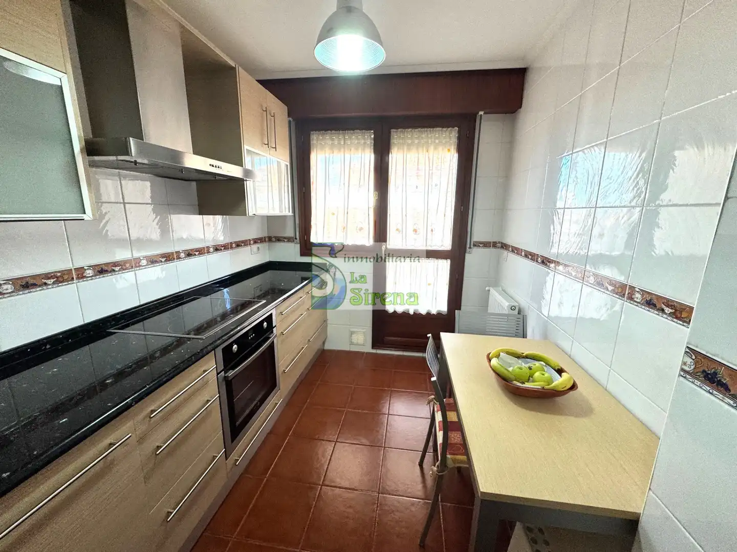 Cocina de Piso en venta en Castro-Urdiales con Calefacción, Terraza y Trastero