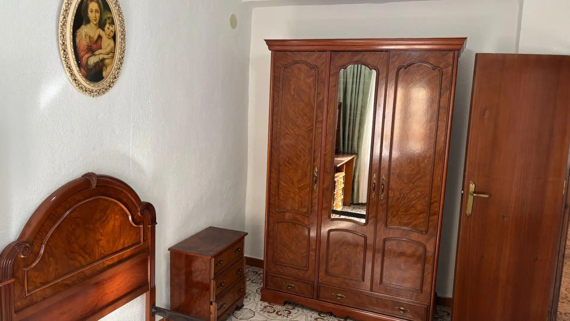 Bedroom of Houses for sale in Sevilla  with Air Conditioner, Terrace and Furnished