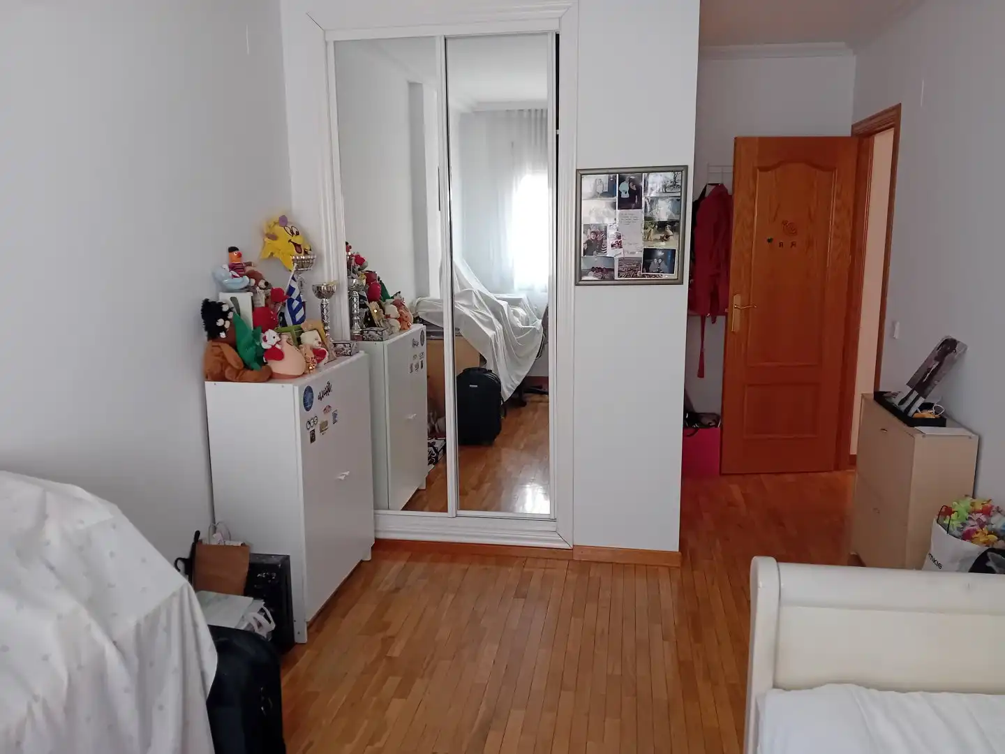 Dormitori de Casa o xalet en venda en Ciudad Real amb Aire condicionat, Calefacció i Terrassa