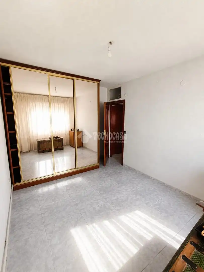 Piso con ascensor en venta en Suroeste - Zona Hospital, imagen 11