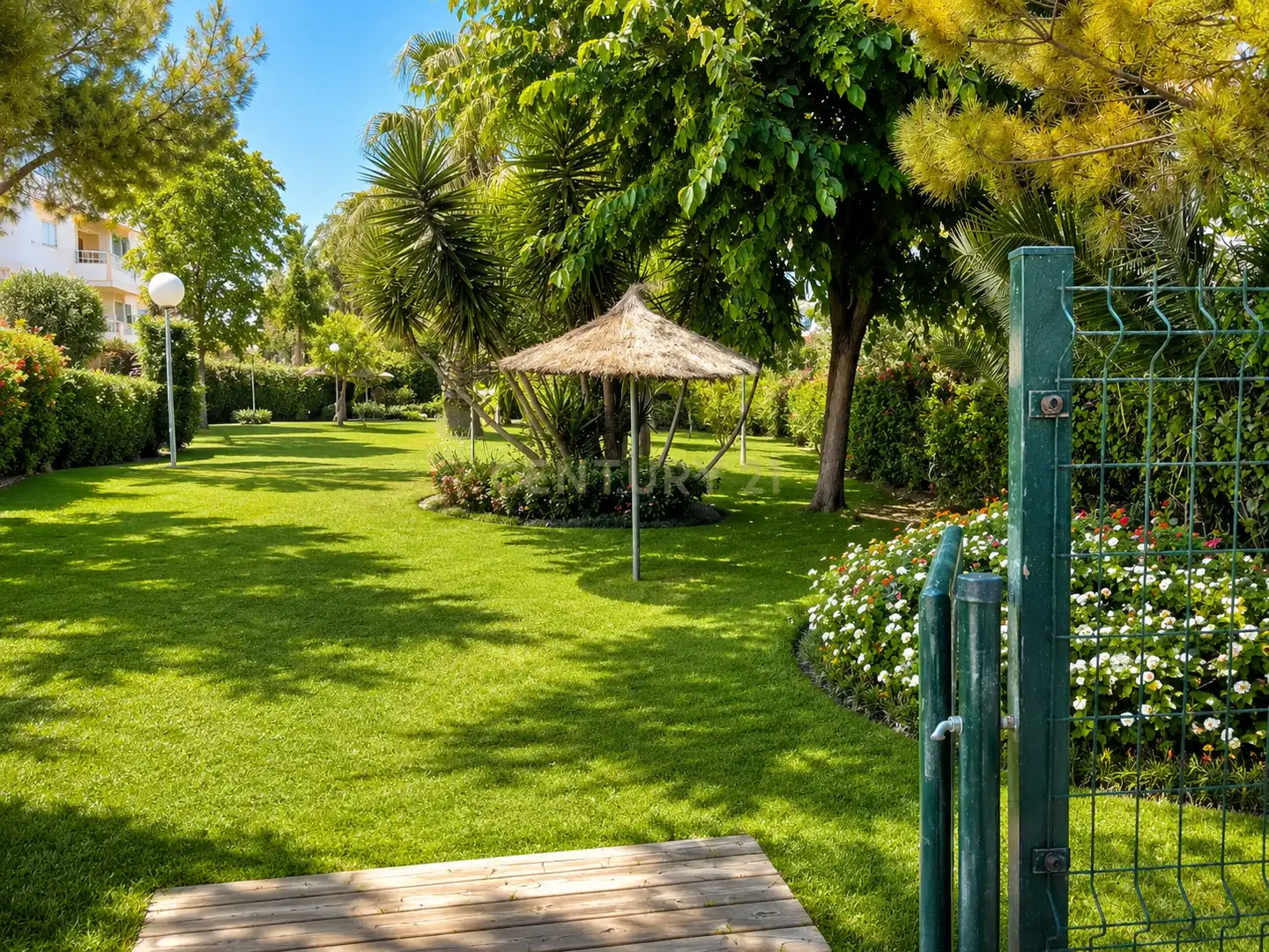 Jardí de Pis en venda en Benalmádena amb Aire condicionat, Traster i TV
