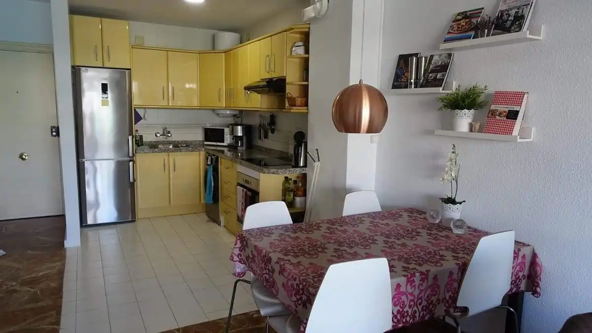 Küche von Wohnungen zur Miete in Almuñécar mit Klimaanlage, Terrasse und Möbliert