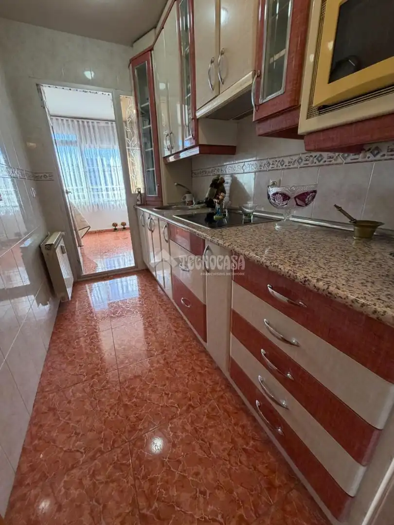 Kitchen of Flat for sale in Fuenlabrada  with Air Conditioner, Heating and Terrace