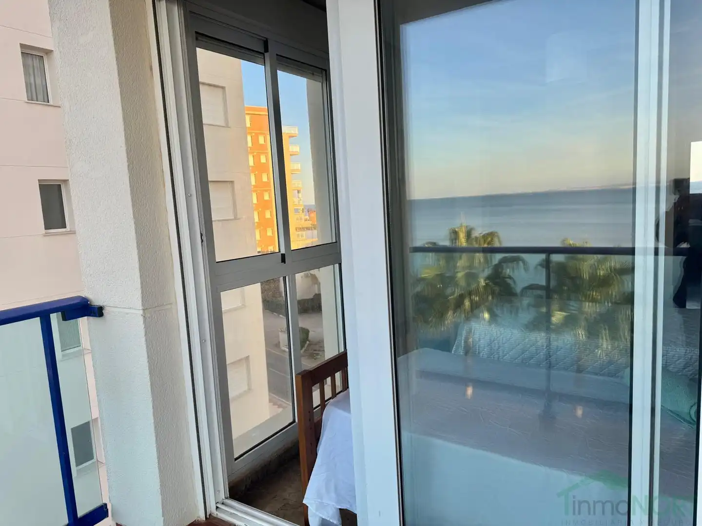 Appartamento con piscina in vendita a Playa de las Gaviotas - El Pedrucho, imagen 3