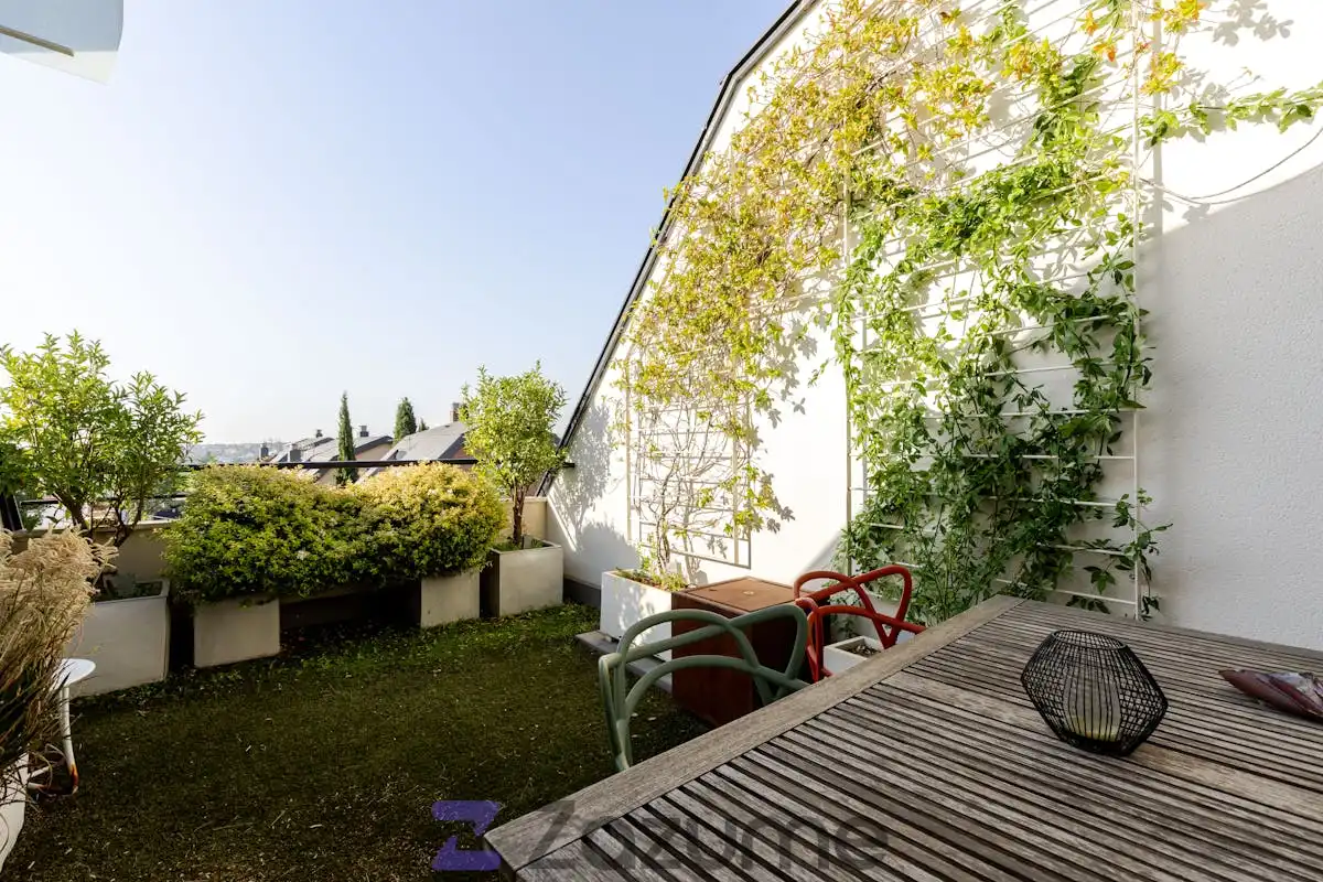 Terrace of Flat for rent in Pozuelo de Alarcón  with Air Conditioner, Heating and Parquet flooring