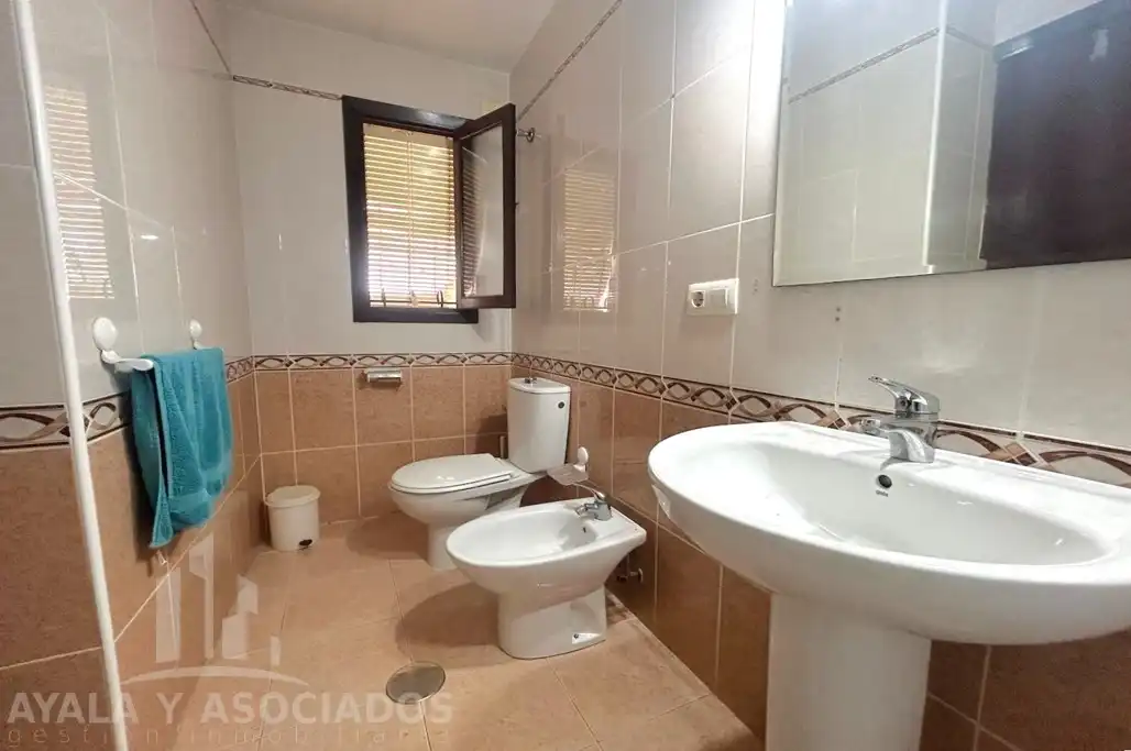 Baño de Apartamento en venta en Cartagena con Aire acondicionado, Calefacción y Balcón