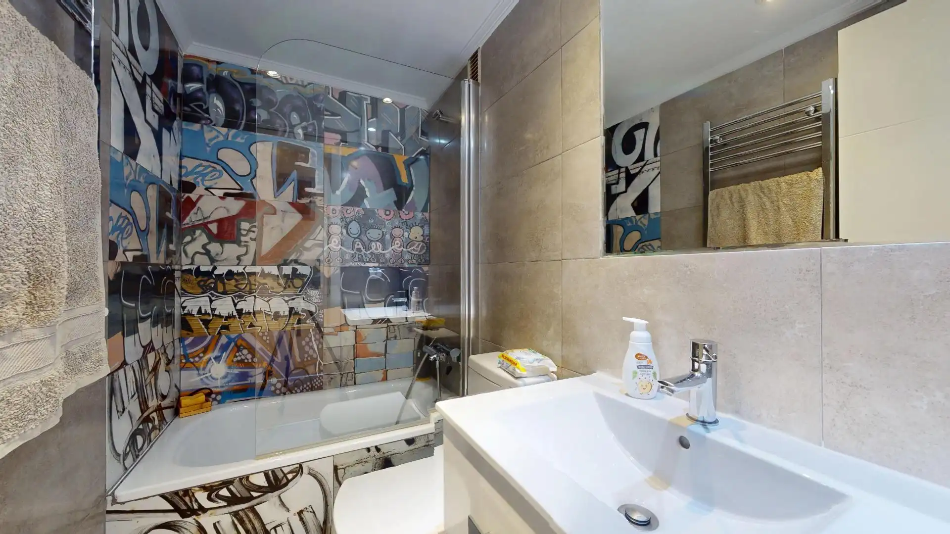Baño de Piso en venta en Madrid con Aire acondicionado y Calefacción