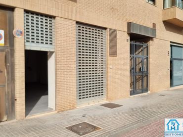 Local comercial en venda a Del Arquitecto Ribes