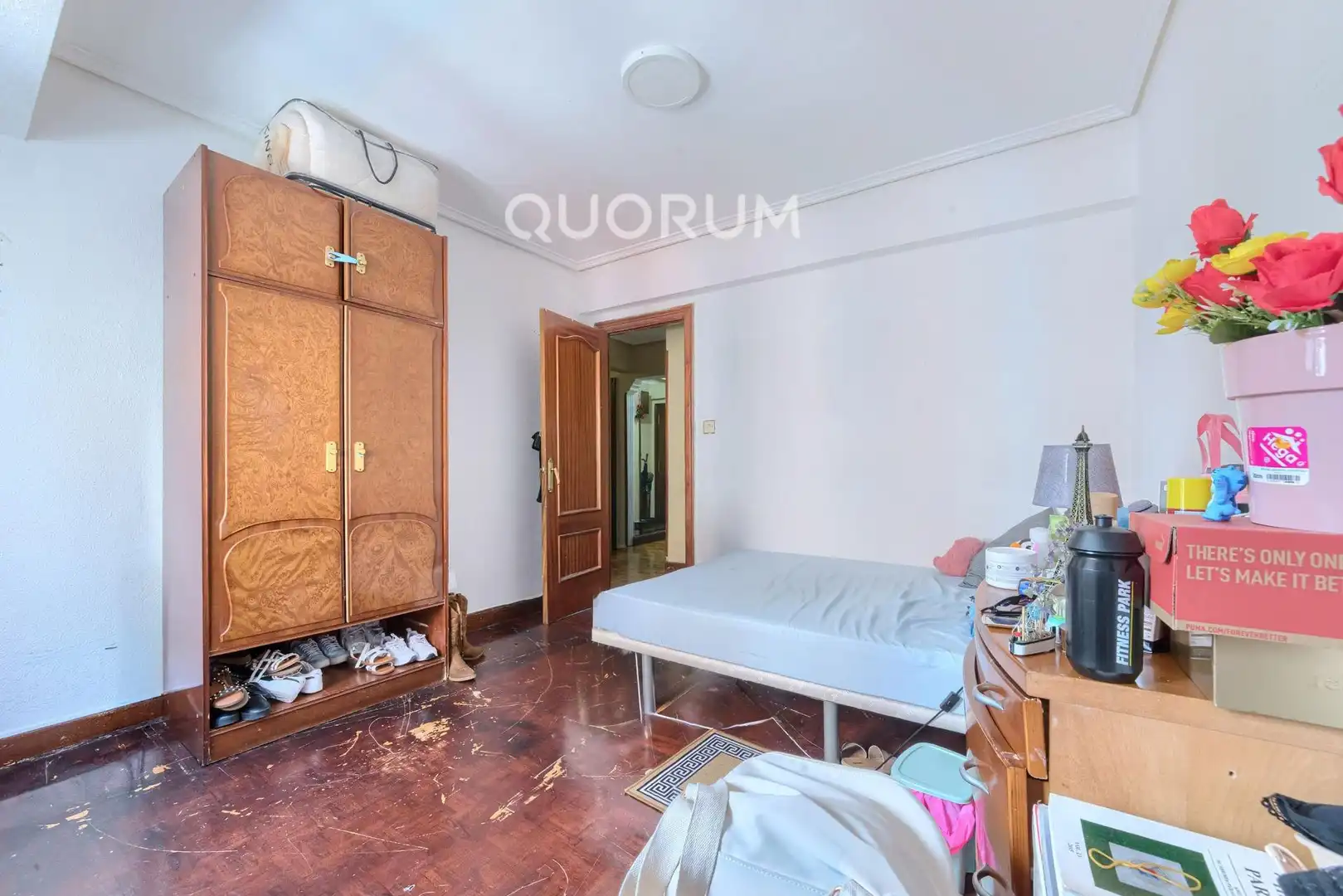Habitación de Piso en venta en Basauri  con Calefacción y Balcón
