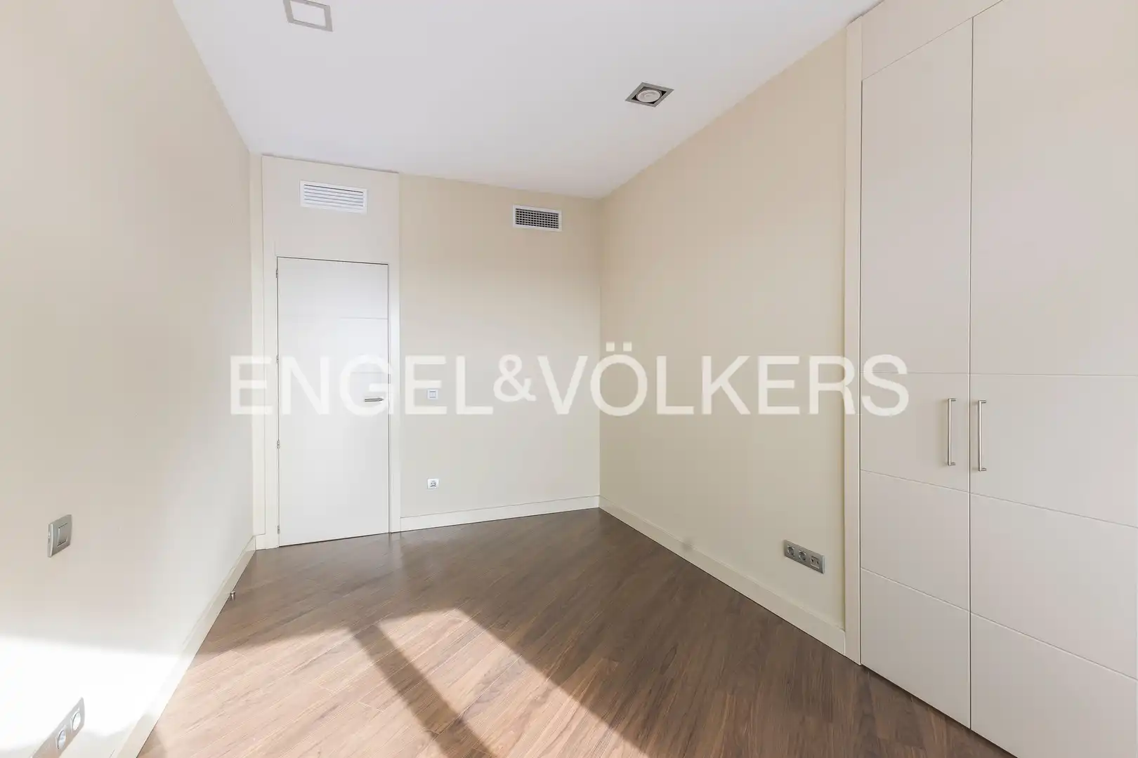 Piso de alquiler en Moncloa - Aravaca