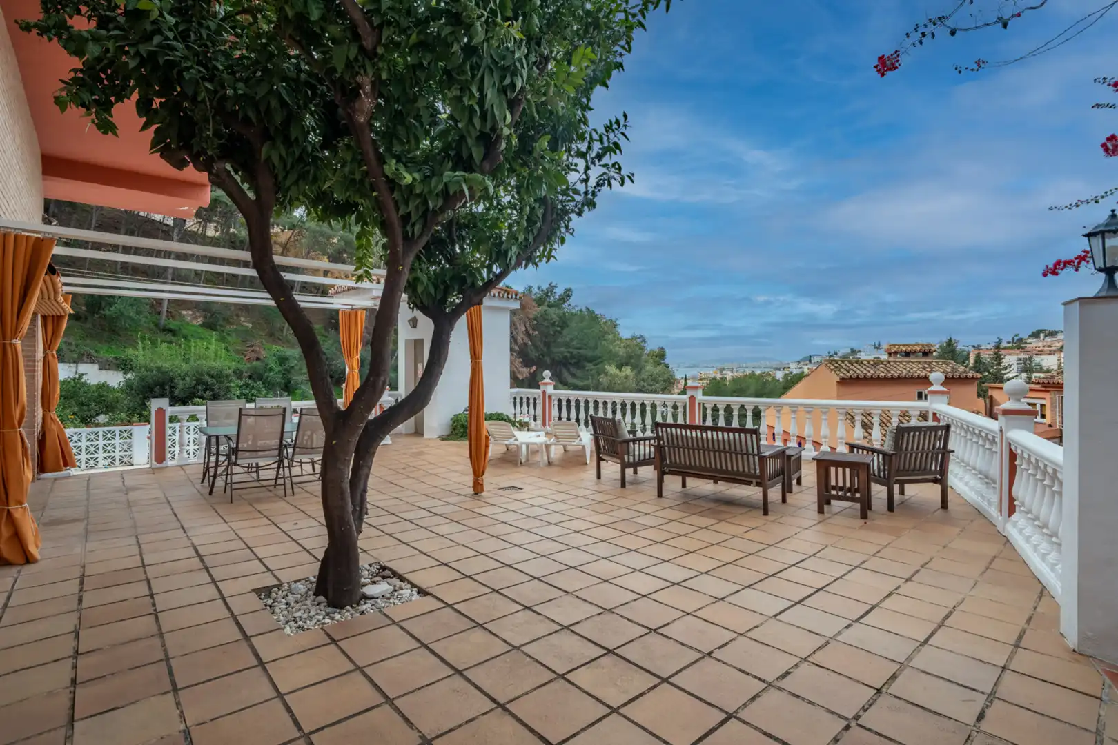 Terrace of Houses for sale in Málaga  with Air Conditioner, Heating and Private garden