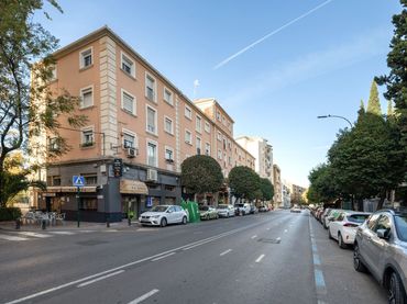 Piso con ascensor en venta en De la Sierra 24
