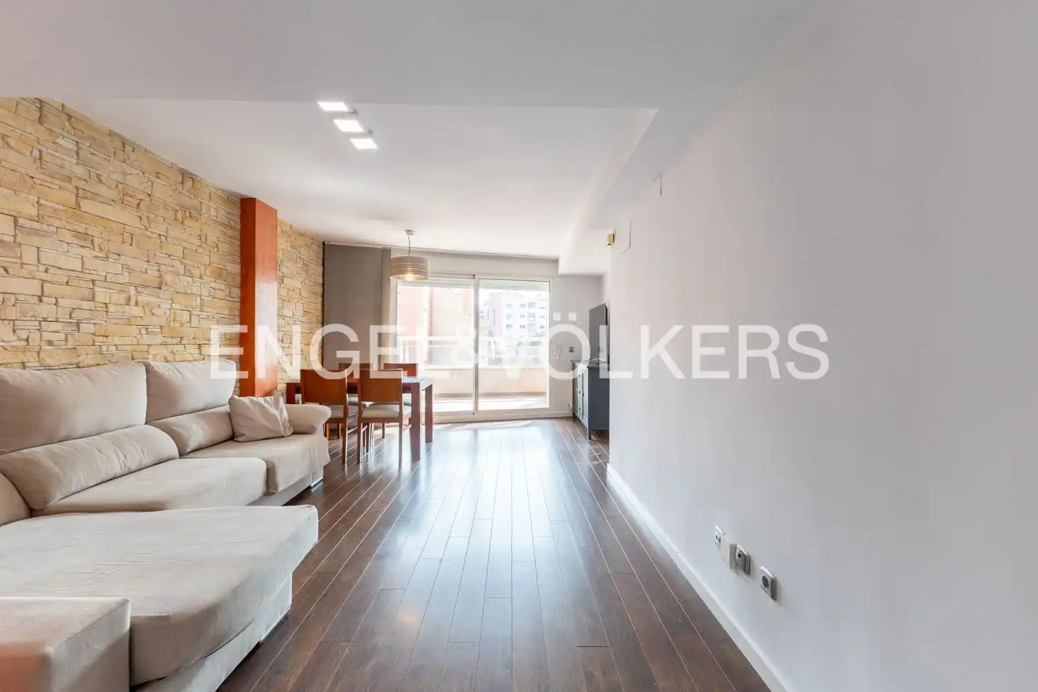 Sala d'estar de Àtic de lloguer en Valencia amb Aire condicionat, Calefacció i Parquet