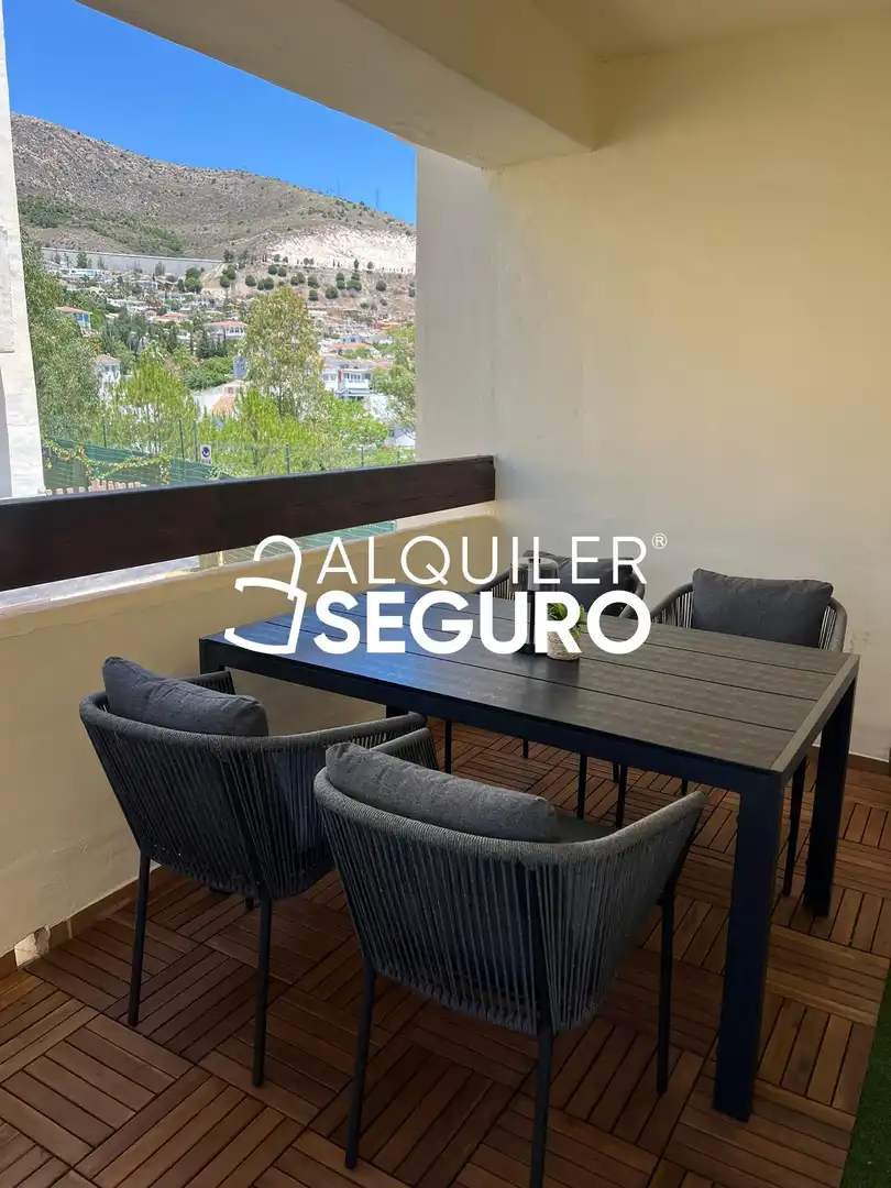 Terrasse von Wohnung zur Miete in Benalmádena mit Klimaanlage, Terrasse und Schwimmbad