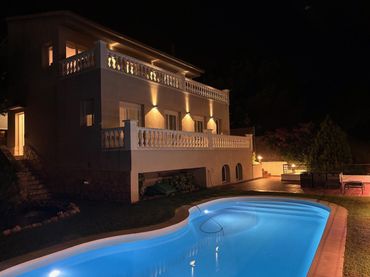 Villa con piscina in vendita a Calella